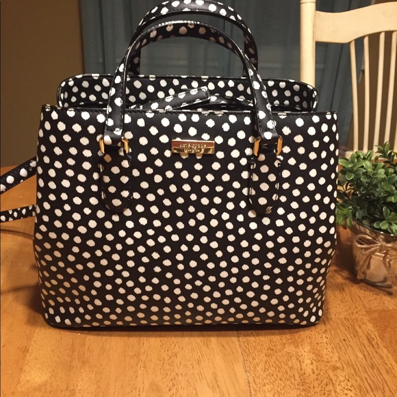 kate spade Handbags - Authentic Kate Spade bag ♠️